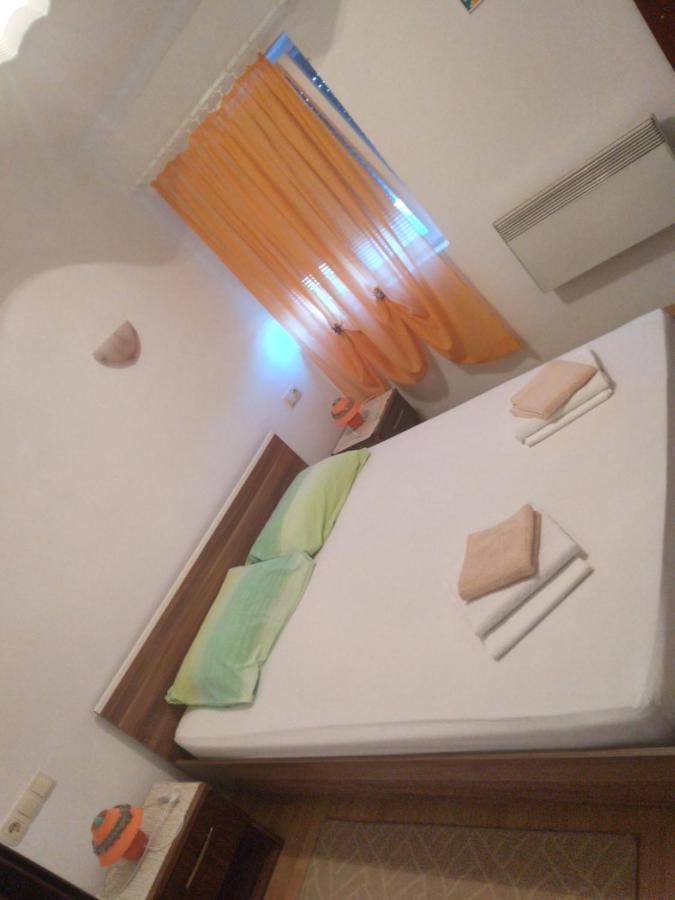 Apartments Dvije Palme Šibenik Dış mekan fotoğraf