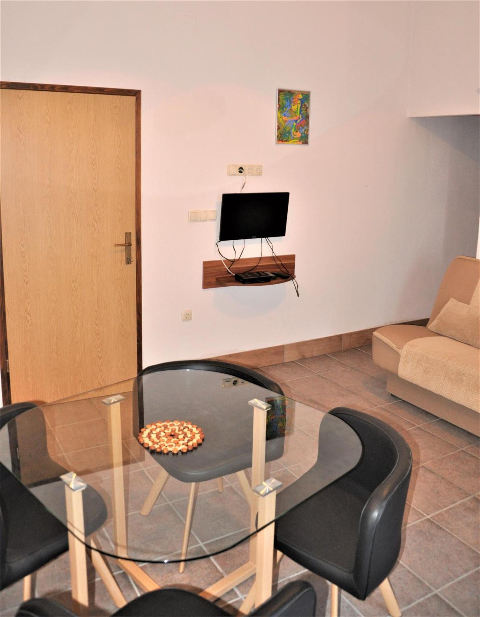Apartments Dvije Palme Šibenik Dış mekan fotoğraf