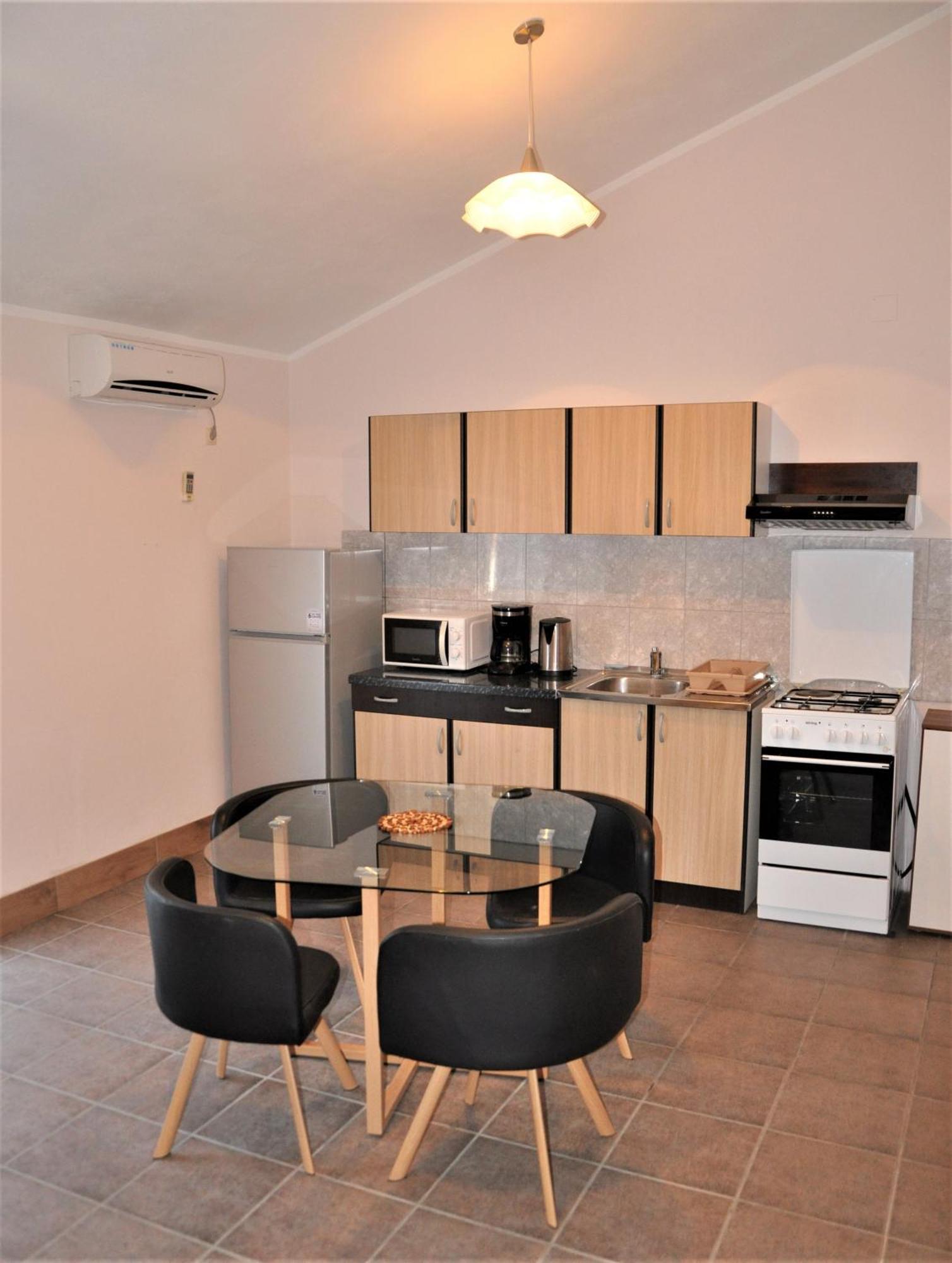 Apartments Dvije Palme Šibenik Dış mekan fotoğraf