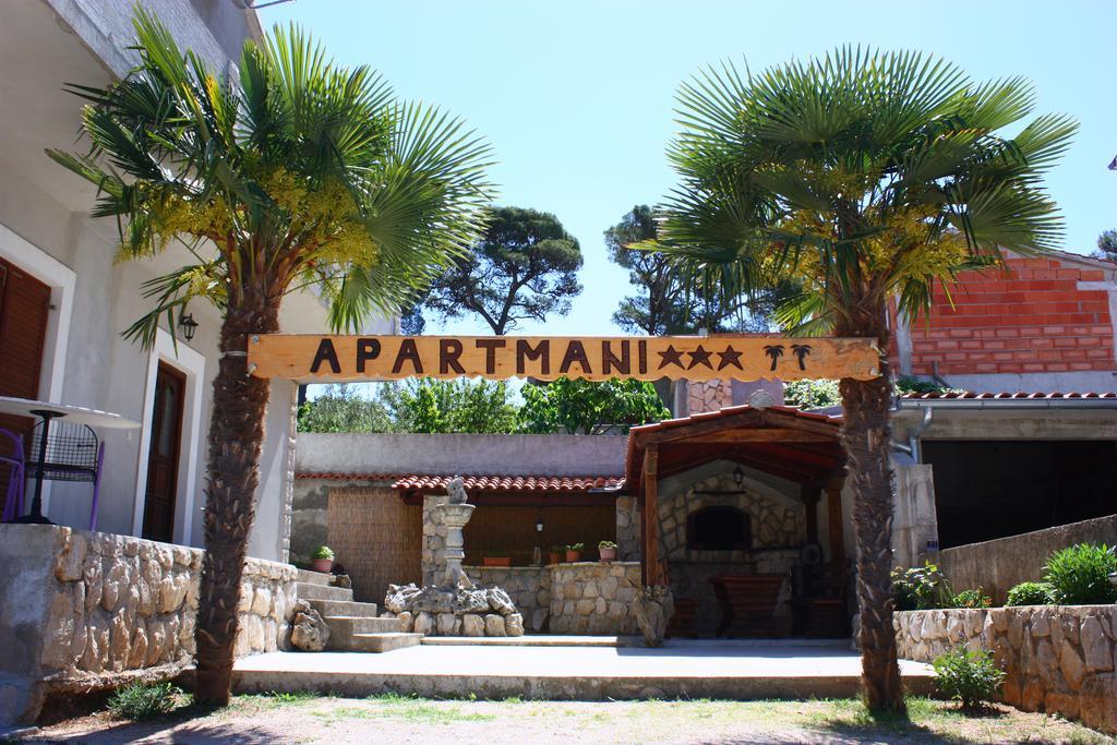 Apartments Dvije Palme Šibenik Dış mekan fotoğraf